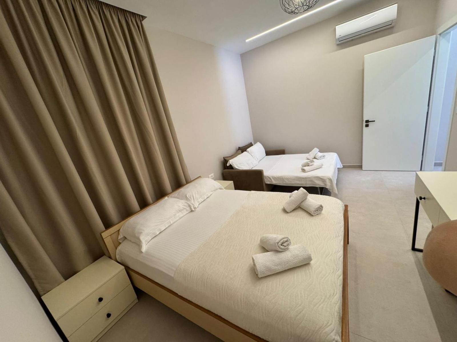 Hotel Denoel Ksamil